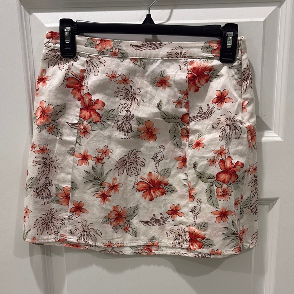 Forever 21 Red and Orange Mini Skirt Casual Resort Wear